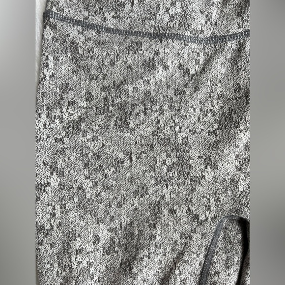 gymshark fit fleur texture leggings size XS - Picture 7 of 10